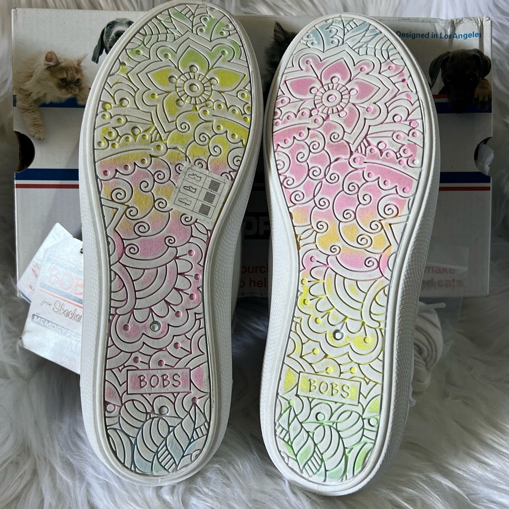 NEW Women's BOBS-B Cute Casual Sneakers - Picture 4 of 9
